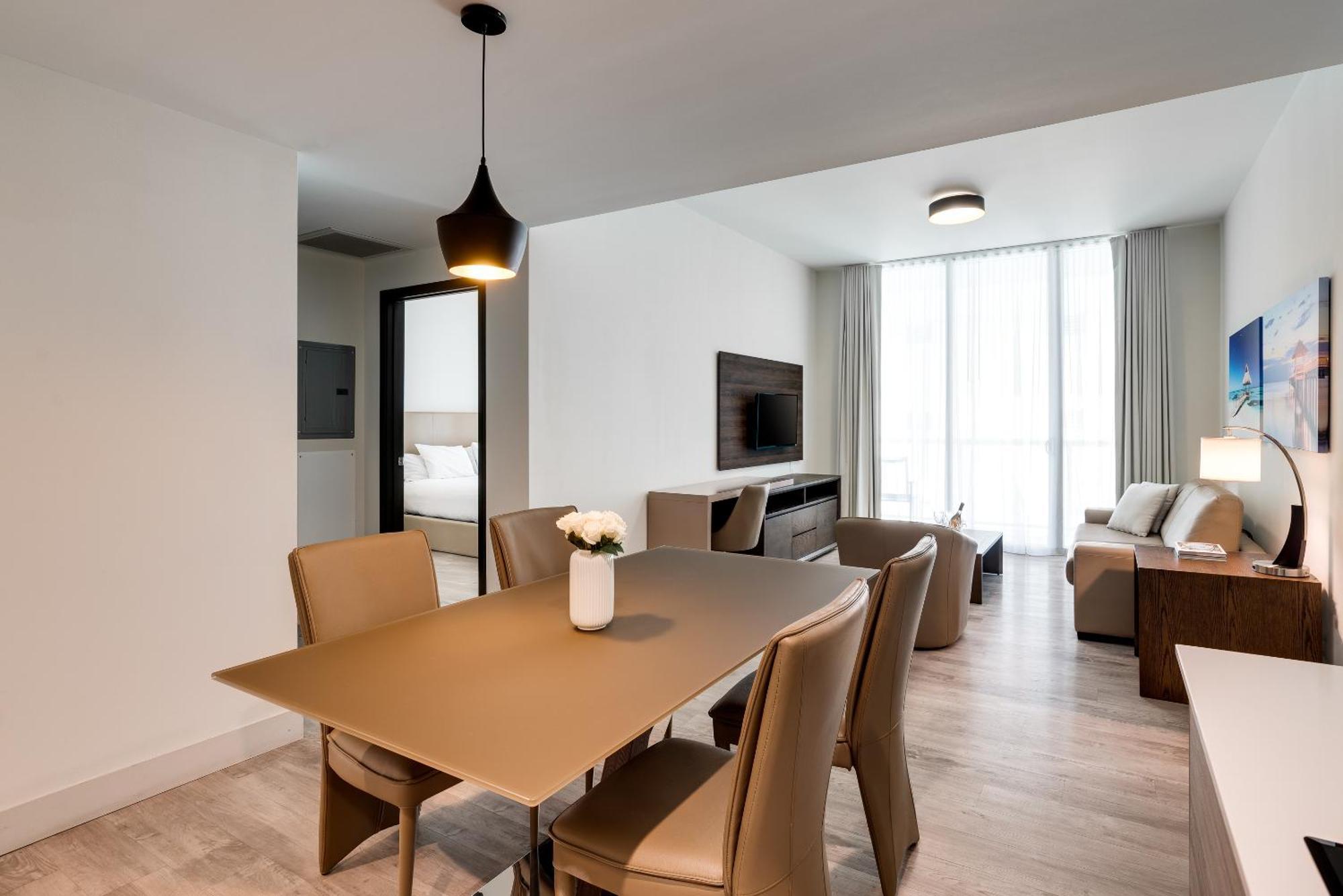 One Bedroom Suite King Balcony